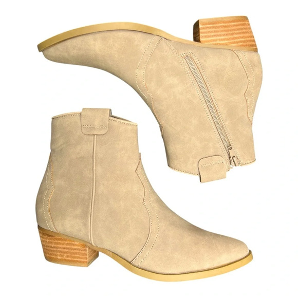 DV by Dolce Vita Shoes - 🆕Dolce Vita Krysta Ankle Boots, size 7.5
